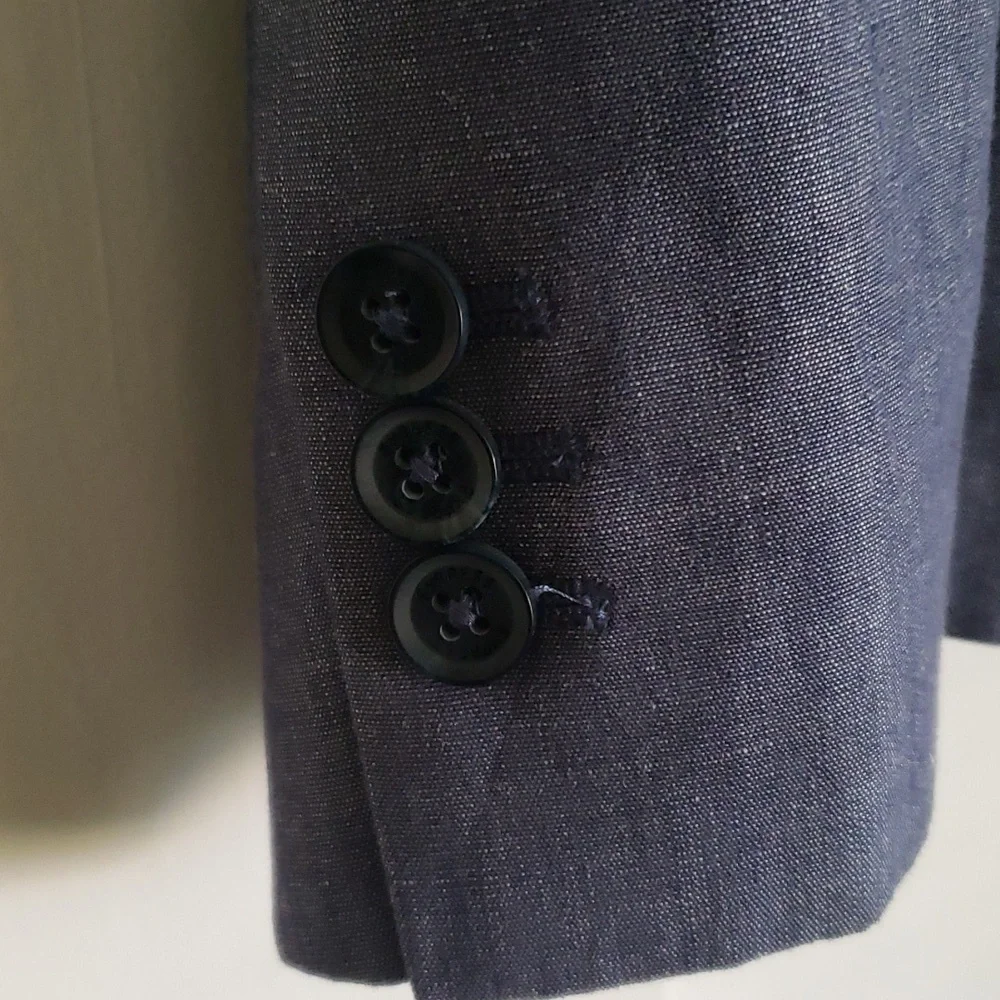Express Blazer - Picture 2 of 7